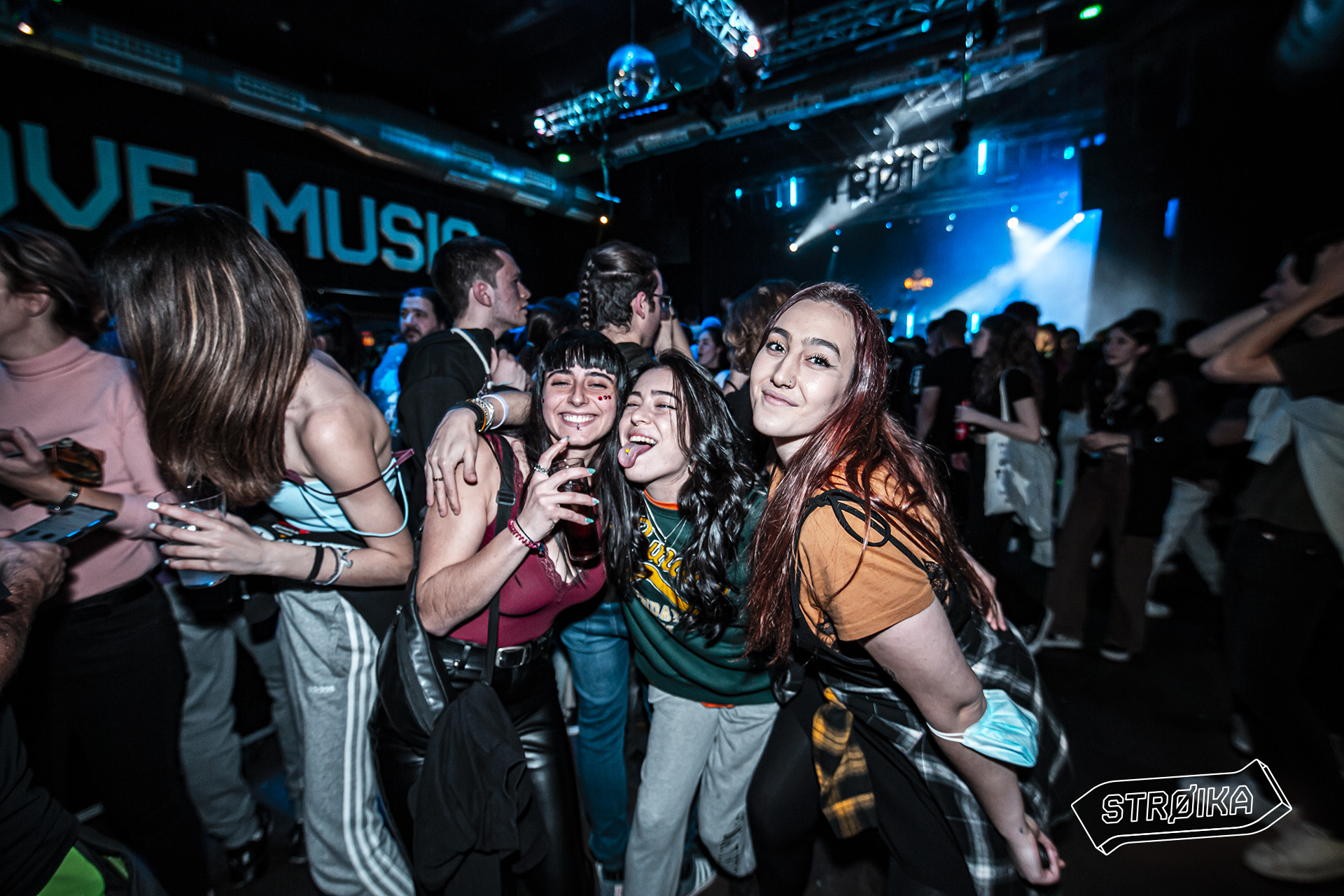 01-02 STROIKASESSIONS 0120