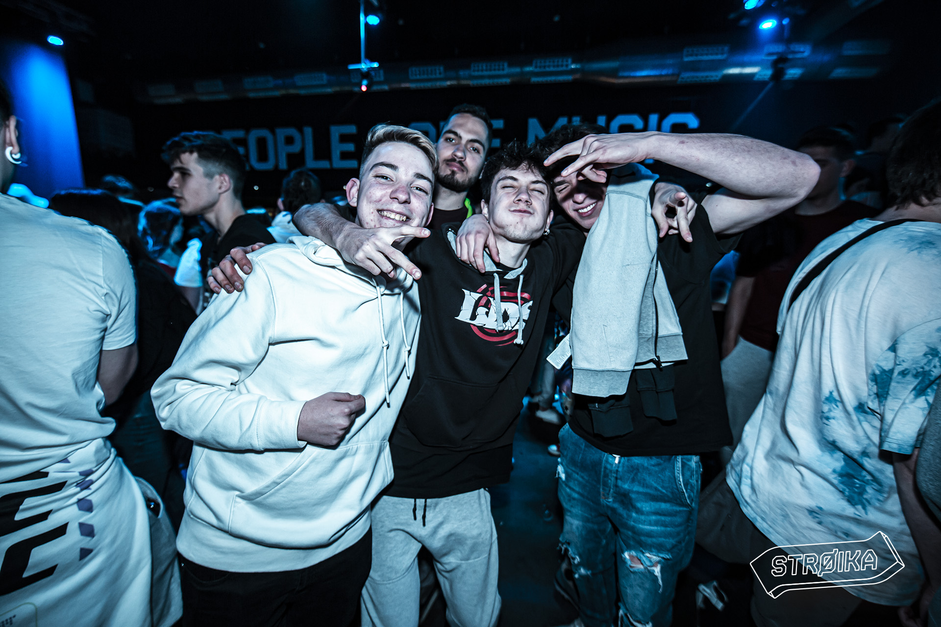 01-02 STROIKASESSIONS 0144