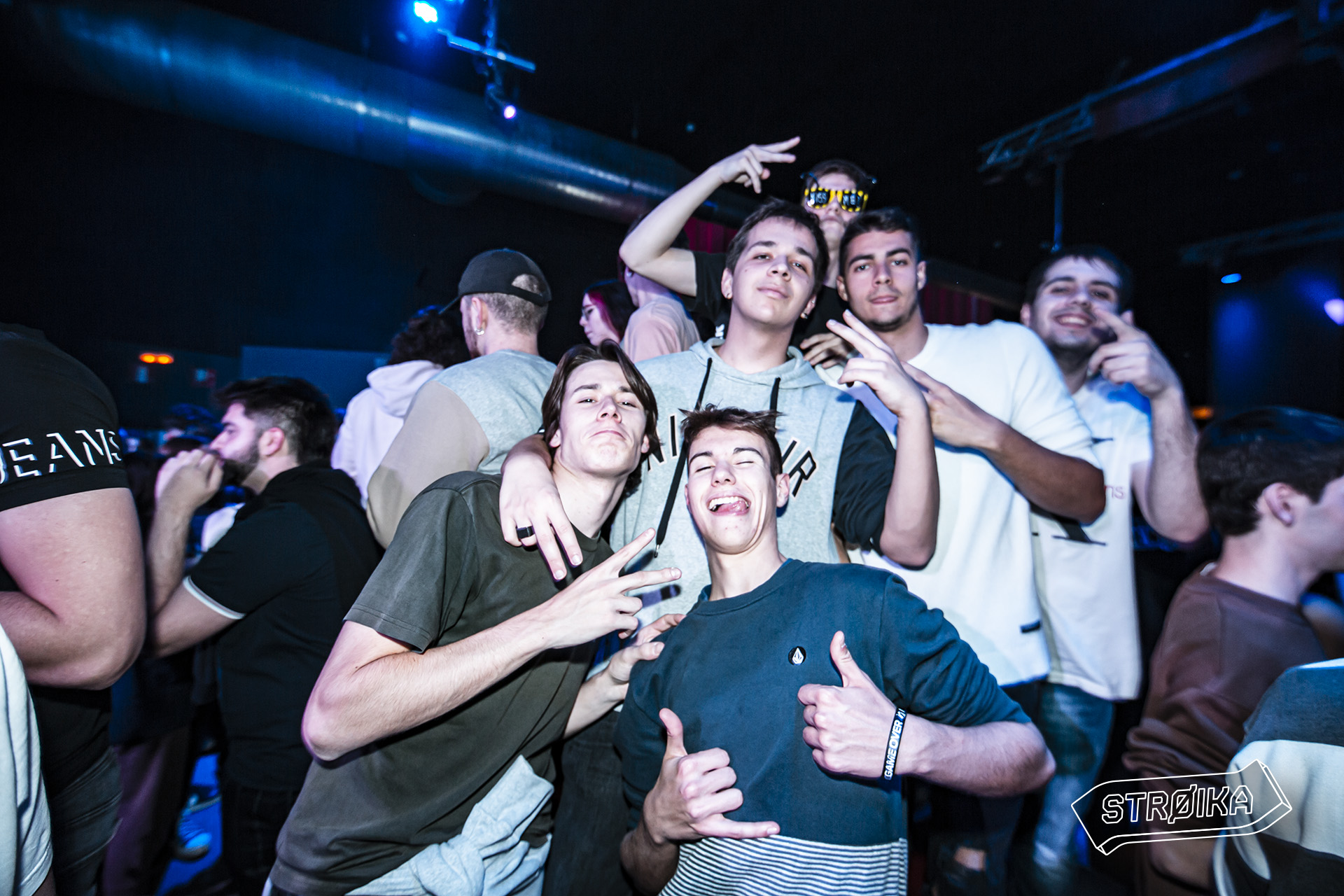 01-02 STROIKASESSIONS 0181