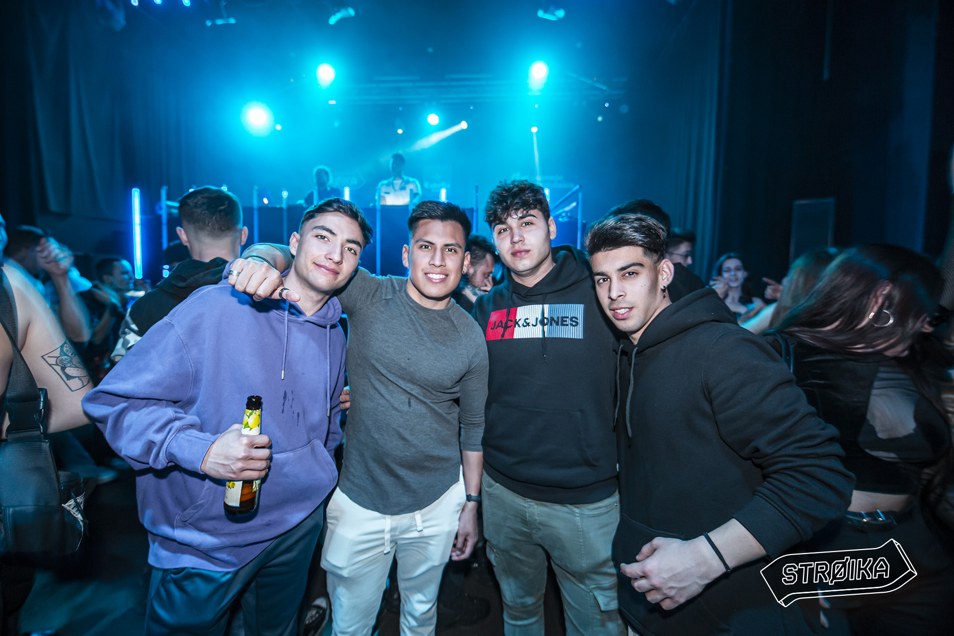 01-02 STROIKASESSIONS 025