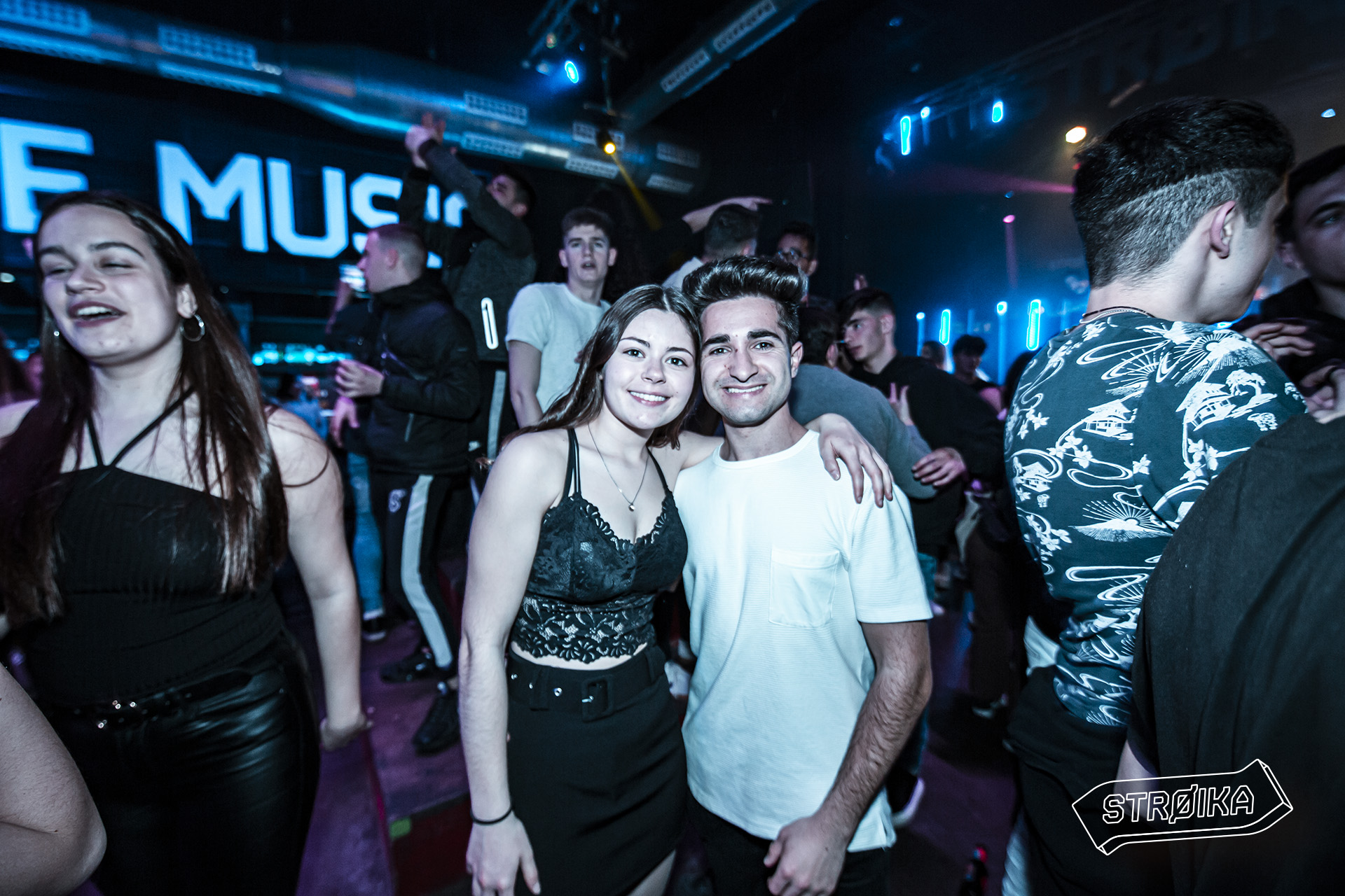 01-02 STROIKASESSIONS 060