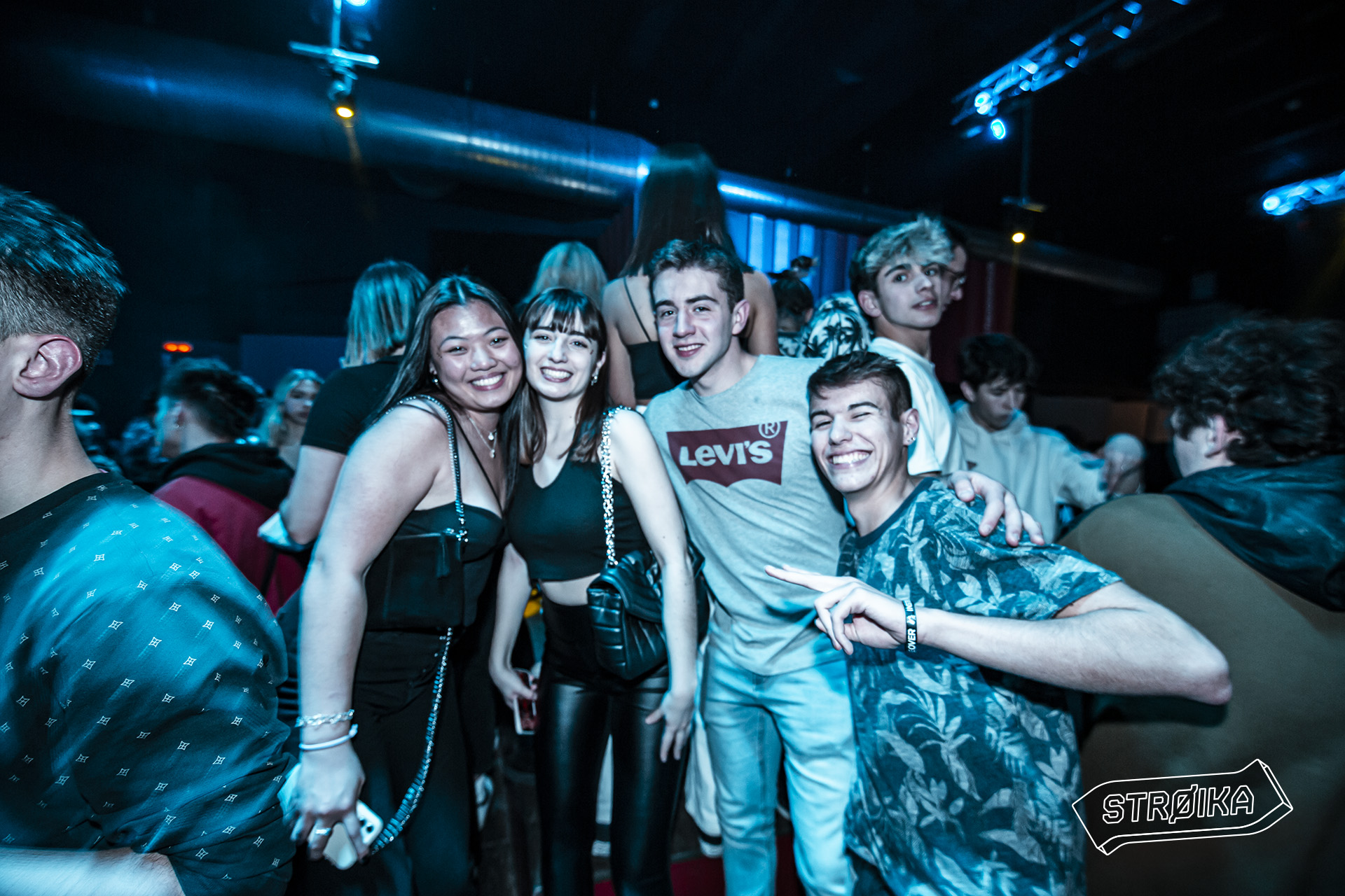 01-02 STROIKASESSIONS 072